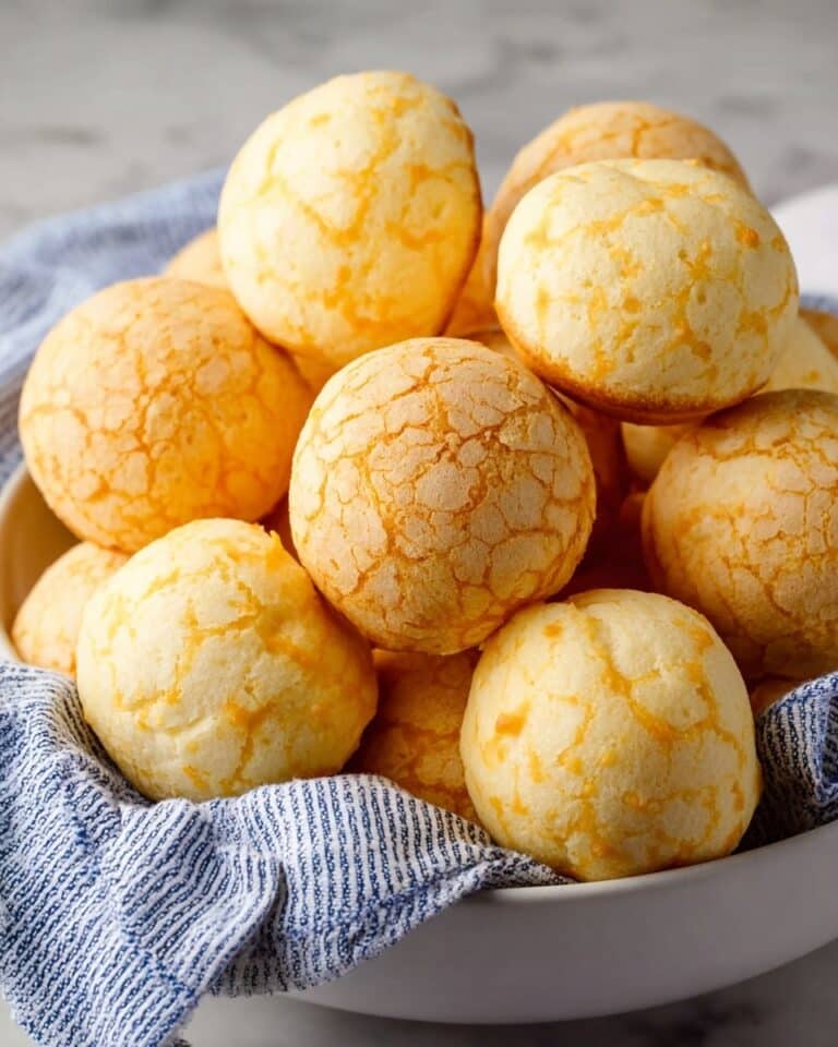 Easy Brazilian Cheese Bread (Pão de Queijo) Recipe
