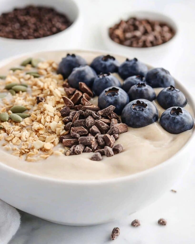 Creamy Vanilla Banana Smoothie Bowl with Oats and Hemp Seeds Recipe
